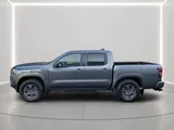 2026 Nissan Frontier photo 2