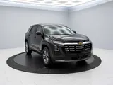 2025 Chevrolet Equinox photo 8
