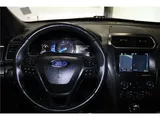 2019 Ford Explorer photo 31