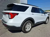 2025 Ford Explorer photo 3