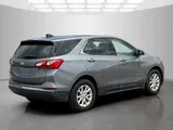2018 Chevrolet Equinox photo 3