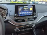 2025 Nissan Altima photo 21