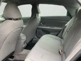 2026 Hyundai Elantra photo 16