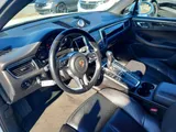 2018 Porsche Macan photo 9