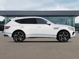 2027 Genesis GV80 photo 5