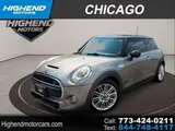 2017 MINI Hardtop 2 Door photo 1