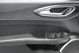 2022 Alfa Romeo Giulia photo 8