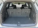 2025 GMC Acadia photo 10