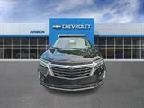 2024 Chevrolet Equinox photo 2