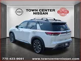 2026 Nissan Pathfinder photo 5