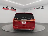 2026 Chrysler Pacifica photo 7