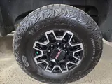 2025 GMC Sierra 2500HD photo 30