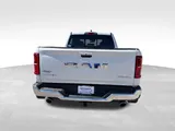 2025 Ram 1500 photo 4