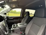 2024 Chevrolet Silverado 1500 photo 13