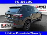 2024 Jeep Compass photo 9
