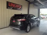 2023 Ford Edge photo 4