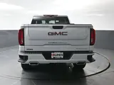 2026 GMC Sierra 1500 photo 9