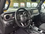 2020 Jeep Gladiator photo 11