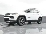 2024 Jeep Compass photo 27