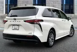 2021 Toyota Sienna photo 12
