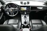 2020 Porsche Macan photo 13