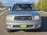 2002 Toyota Sequoia photo 8