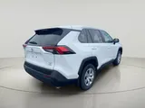 2023 Toyota RAV4 photo 9