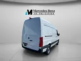 2026 Mercedes-Benz SPNT25 photo 8