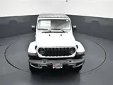 2026 Jeep Gladiator photo 41