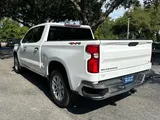 2023 Chevrolet Silverado 1500 photo 3