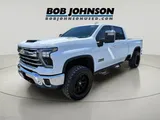 2024 Chevrolet Silverado 2500HD photo 3