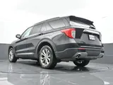 2024 Ford Explorer photo 30