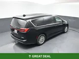 2025 Chrysler Pacifica photo 45