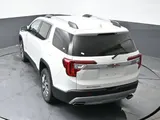 2023 GMC Acadia photo 13
