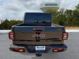 2026 Jeep Gladiator photo 4