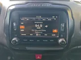 2017 Jeep Renegade photo 28