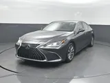 2023 Lexus ES photo 2