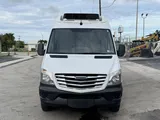 2018 Freightliner Sprinter Cargo Van photo 2