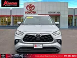 2020 Toyota Highlander photo 2