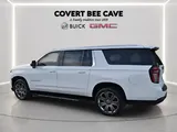 2022 Chevrolet Suburban photo 8