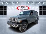 2026 Jeep Wrangler photo 7