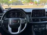 2023 GMC Yukon XL photo 28