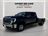 2026 GMC Sierra 3500HD photo 4