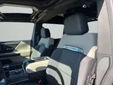 2026 GMC HUMMER EV Pickup photo 31