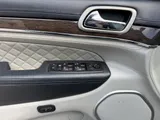 2018 Jeep Grand Cherokee photo 17