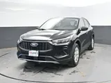 2024 Ford Escape photo 3