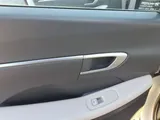 2025 Hyundai Sonata photo 9