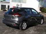 2025 Nissan Kicks Play photo 9