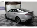 2017 Lincoln MKZ photo 6