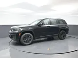 2027 Jeep Grand Cherokee photo 5